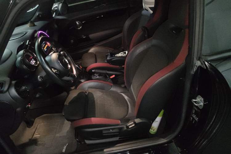 Used MINI JCW 2018 2.0T JOHN COOPER WORKS ALL-IN
