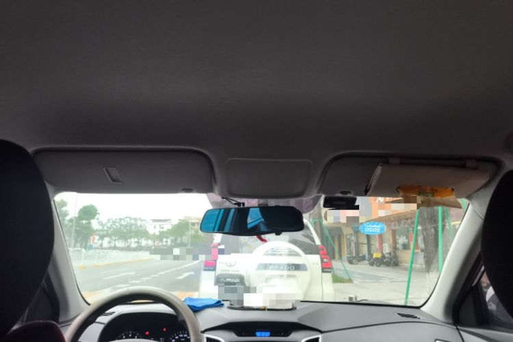 Used Hyundai ix25 2015 1.6L Automatic Two-Wheel Drive Fashionable GS Model Headliner