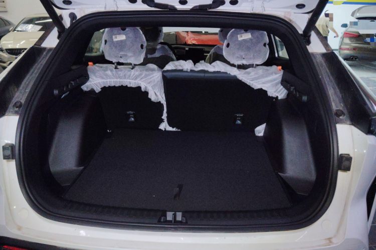 Used Geely Auto Emgrand X7 Sport 2024 1.5TD Smart Connect+ Trunk