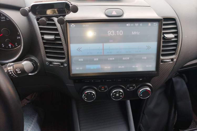 Used Kia K3 2016 1.6L Automatic GLS
