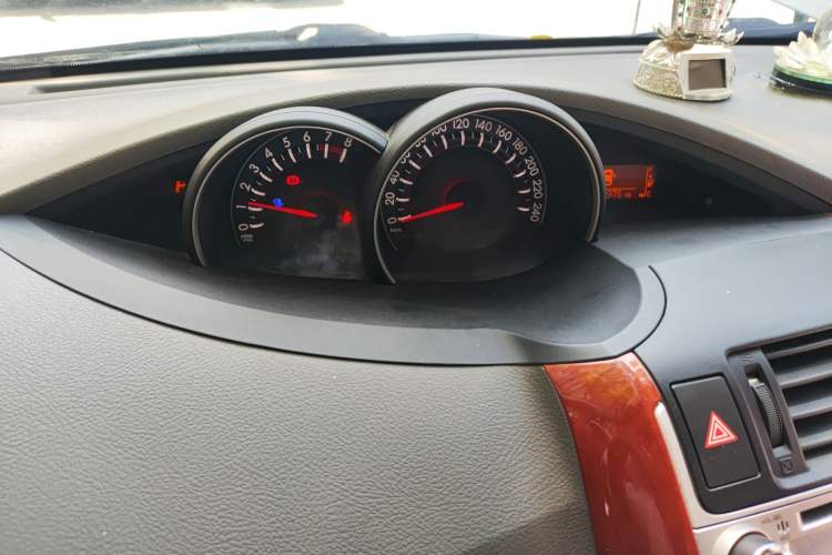 Used Toyota Verso 2012 180V CVT Supreme Edition
