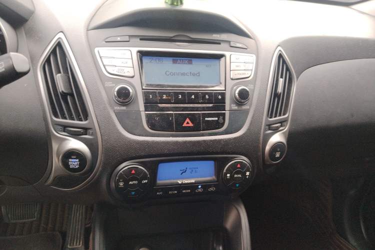 Used Hyundai ix35 2012 2.0L Automatic Two-Wheel Drive Elite Edition GLS