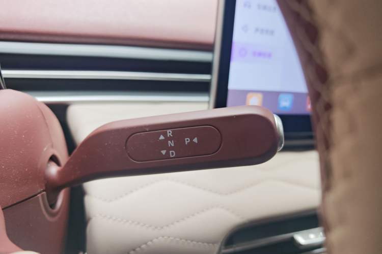 Used Dongfeng NAMMI 01 2024 New Edition 330 Plus Smart+
