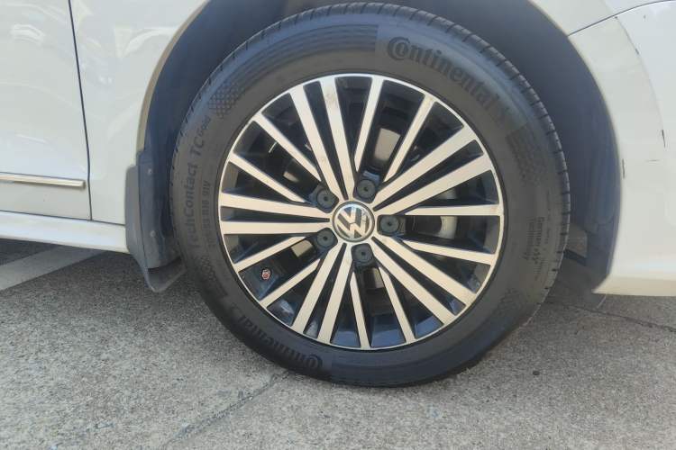 Used Volkswagen Sagitar 2016 230TSI 25th Anniversary Edition