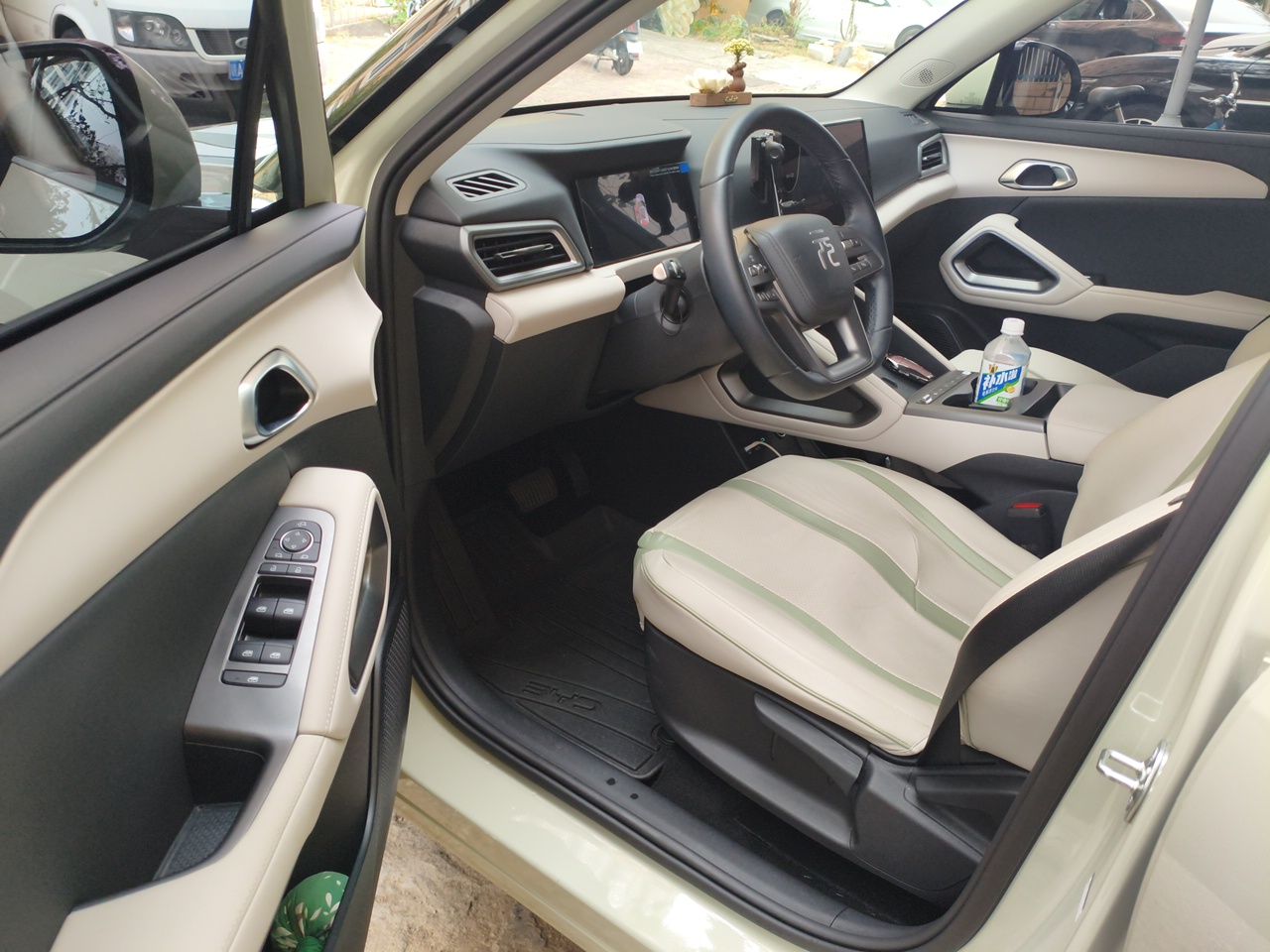 BYD Yuan UP 2025 Intelligent Driving Version 401 KM Dynamic Edition — снимка 13