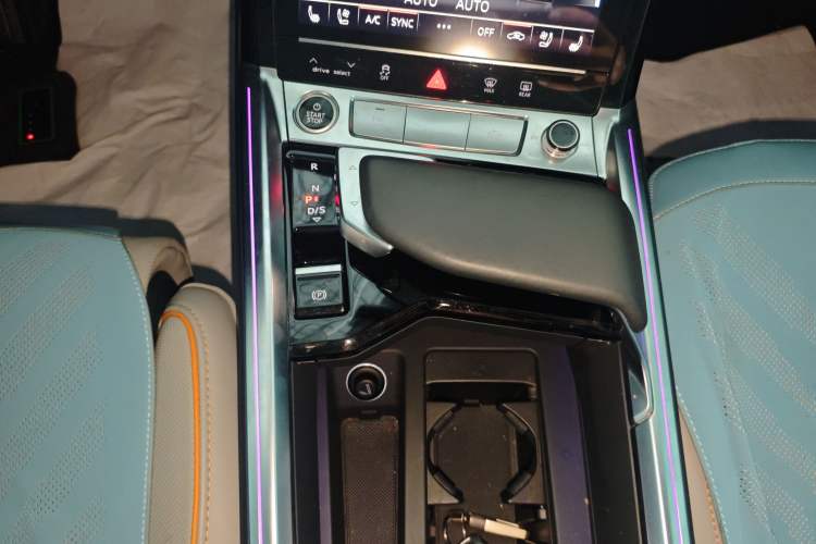 Used Audi e-tron 2021 50 quattro Prestige Edition Gear Lever