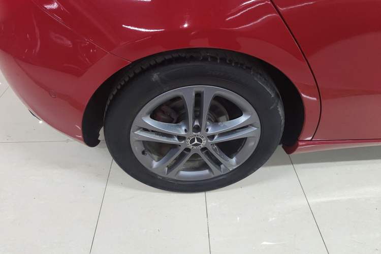 Used Mercedes-Benz A-Class 2019 A 200 Dynamic Edition Exterior 3