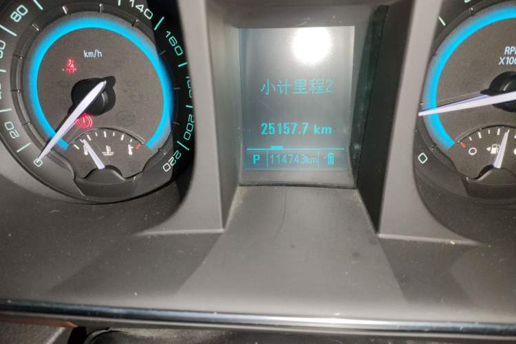 Used Buick GL8 2013 2.4L CT Luxury Business Comfort Edition