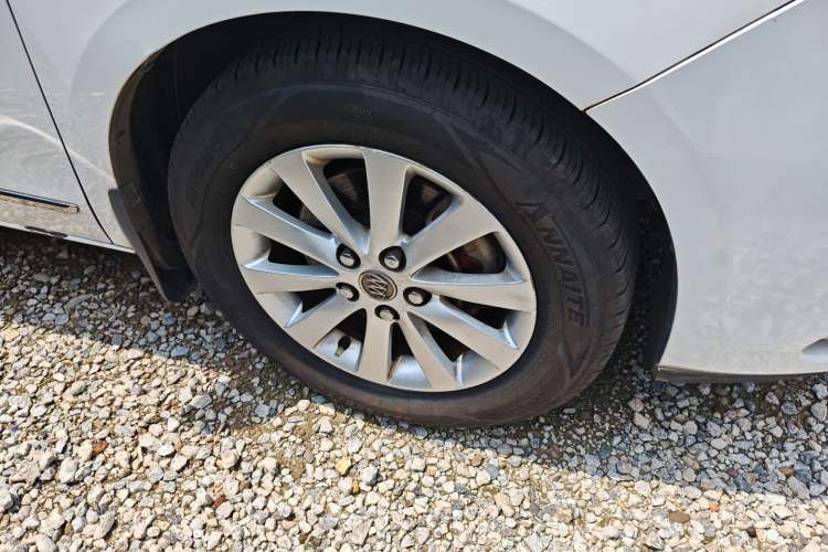 Used Buick GL8 2013 2.4L CT Luxury Business Comfort Edition