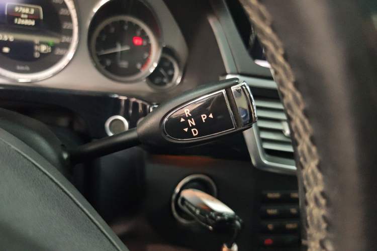 Used Mercedes-Benz E-Class 2013 E 260 L CGI Stylish Model
