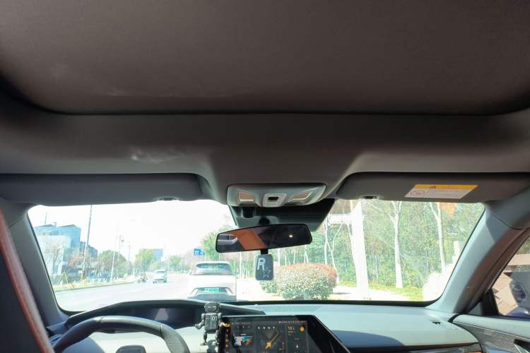 Used Changan UNI-V 2023 1.5T Sport Edition