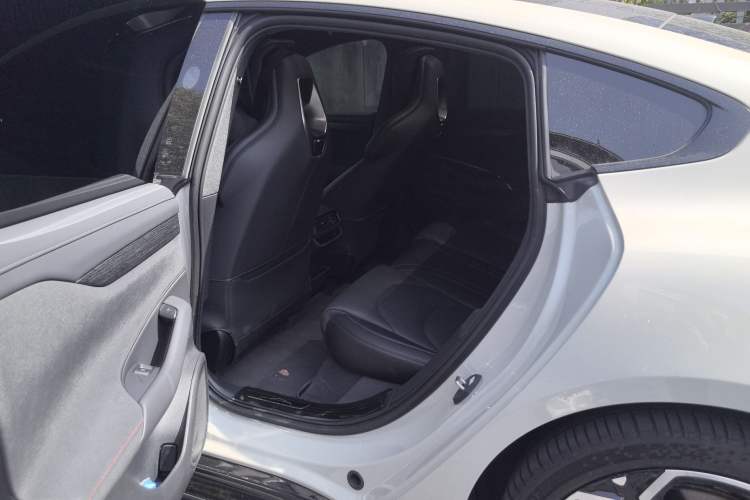 Used Xiaomi Auto SU7 2024 Rear-Drive Ultra-Long Range Advanced Pro-Level Intelligent Driving Version