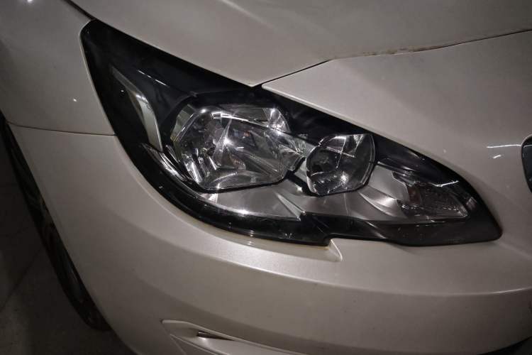 Used Peugeot 408 2015 1.2T Automatic Luxury Edition
