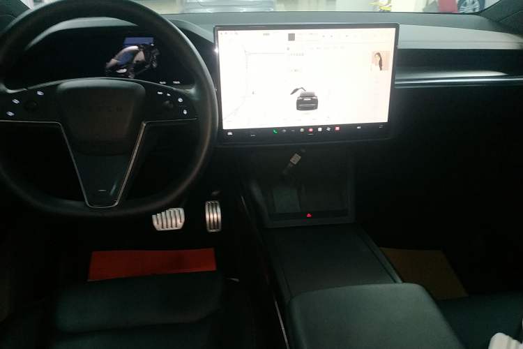 Used Tesla Model X 2023 Three-Motor All-Wheel-Drive Plaid Version Audio And AC Panel