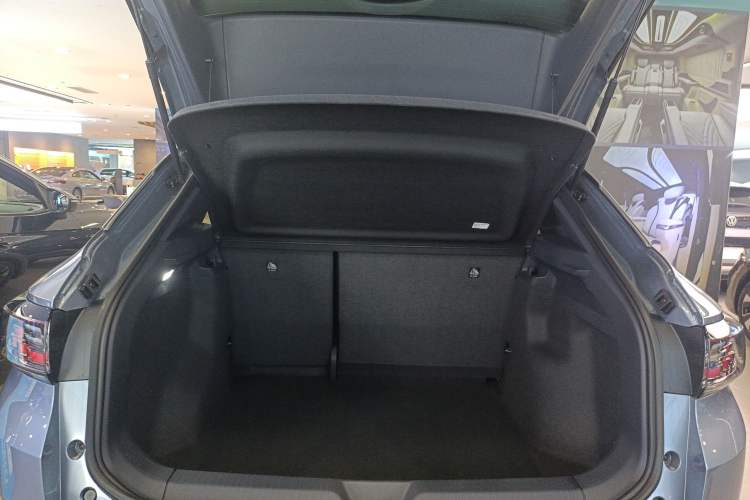 Used Volkswagen ID.4 CROZZ 2025 Pure Edition