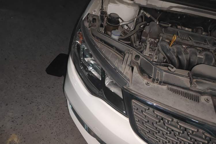 Used Kia Forte 2014 1.6L AT GL Right Front Headlight