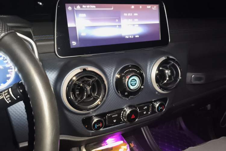 Used BAIC Off-Road BJ40 2020 2.0T Automatic Four-Wheel Drive Urban Hunter Edition Prestige Version