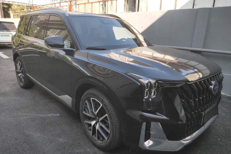 Used GAC Trumpchi ES9 2024 PHEV with 143 km Max