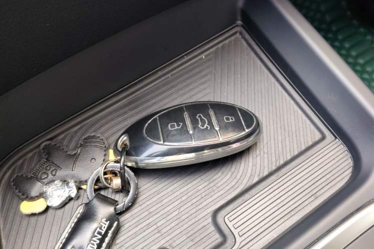 Used Bestune T55 2023 1.5T Automatic Leap Model Vehicle Key