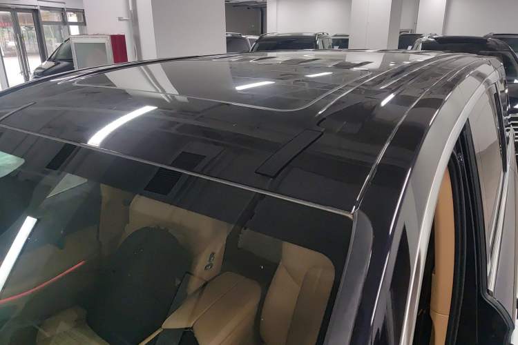 Used VOYAH Dream 2024 PHEV Extended-Range Premium Edition Roof