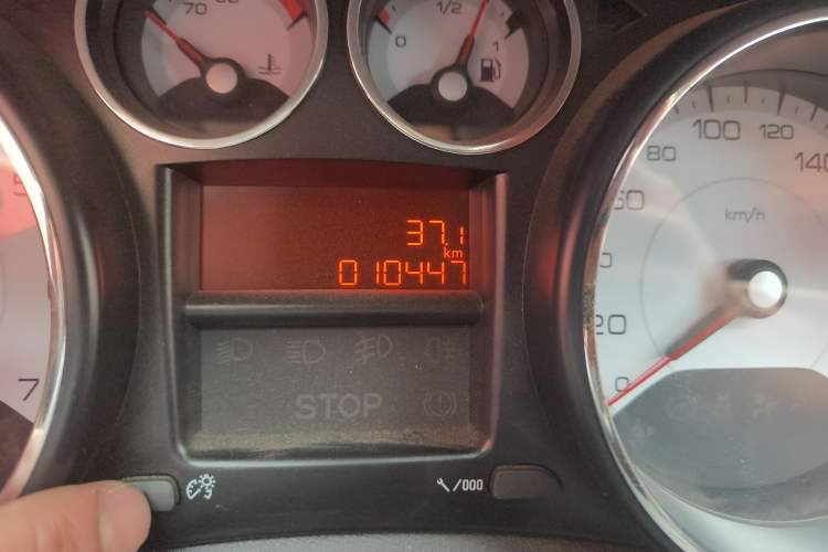 Used Peugeot 308 2014 Enjoy Edition Classic 1.6L Manual YouShang Model
