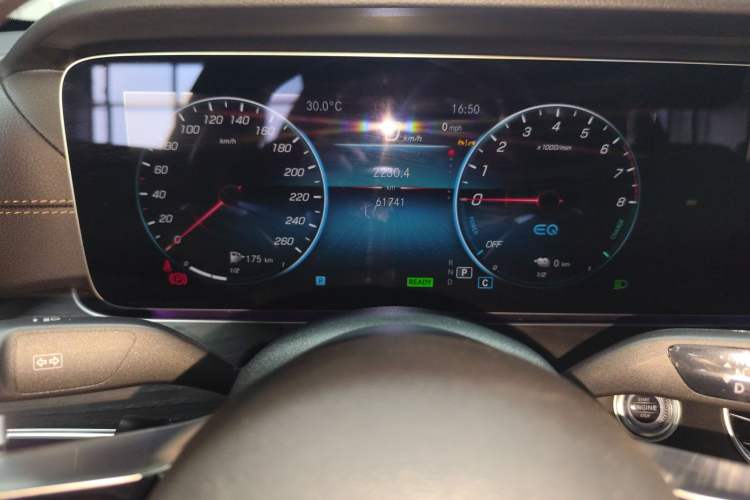 Used Mercedes-Benz E-Class New Energy 2022 Second Facelift E 350 e L Plug-in Hybrid Sports Sedan
