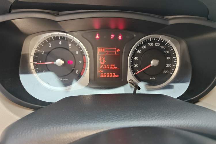 Used Venucia R50 2013 1.6L Manual Fashion Edition