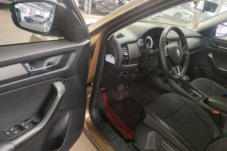 Used Skoda Kodiaq 2017 TSI330 5-seat Two-Wheel Drive Comfort Edition
