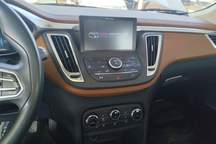 Used Soueast DX7 2018 1.5T Manual Triumph Edition