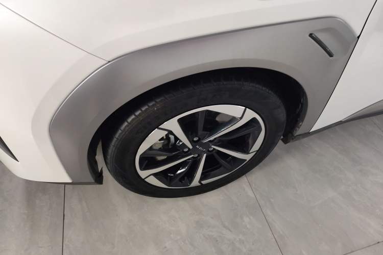 Used AION Y 2023 Plus 510 Smart Edition