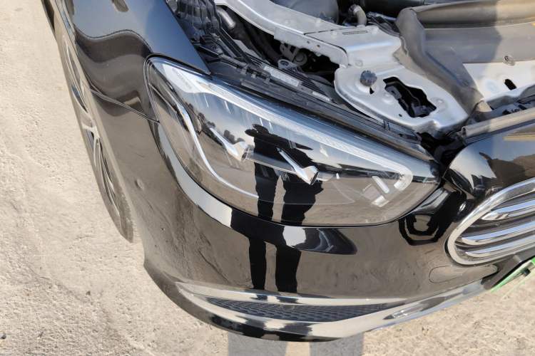 Used Mercedes-Benz E-Class New Energy 2022 Restyled E 350 e L Plug-in Hybrid Sedan Right Front Headlight