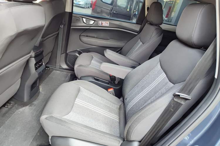 Used Wuling Jiachen 2022 1.5L Manual Enjoyment Elite Model