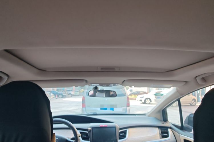 Used Honda Jade 2016 1.8L Automatic Comfort Elite Version 5 Seats Headliner