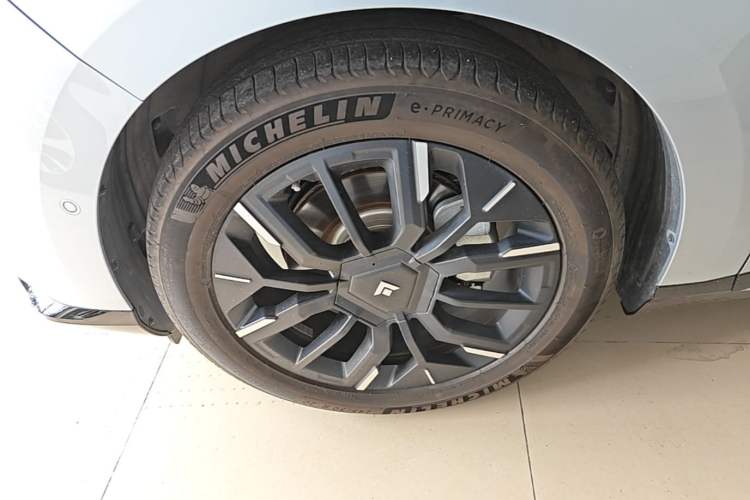 Used Hyptec HT 2025 825 Max
