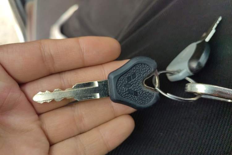 Used Wuling Zhiguang 2020 1.2L Practical Model China VI LSI Vehicle Key