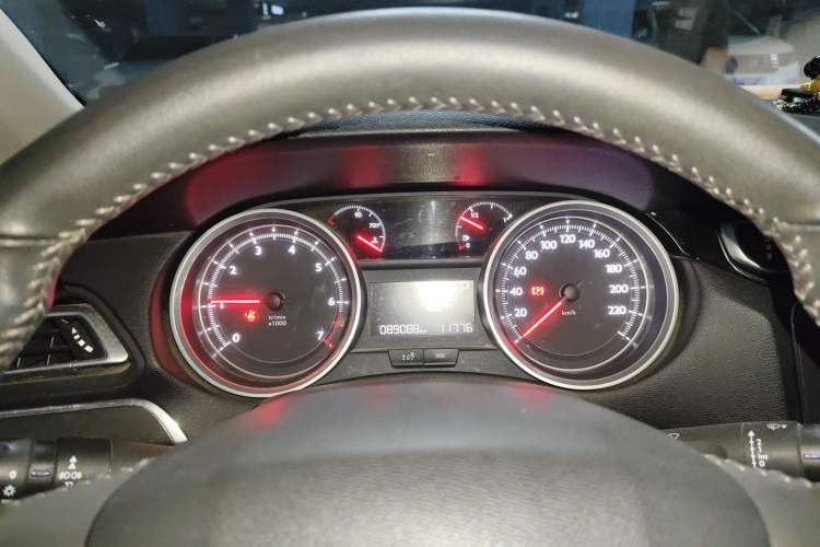 Used Peugeot 408 2015 1.2T Automatic Luxury Edition
