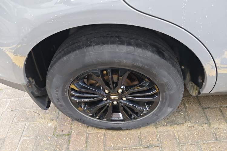 Used Geely Auto Vision X6 2016 1.3T CVT Flagship Model
