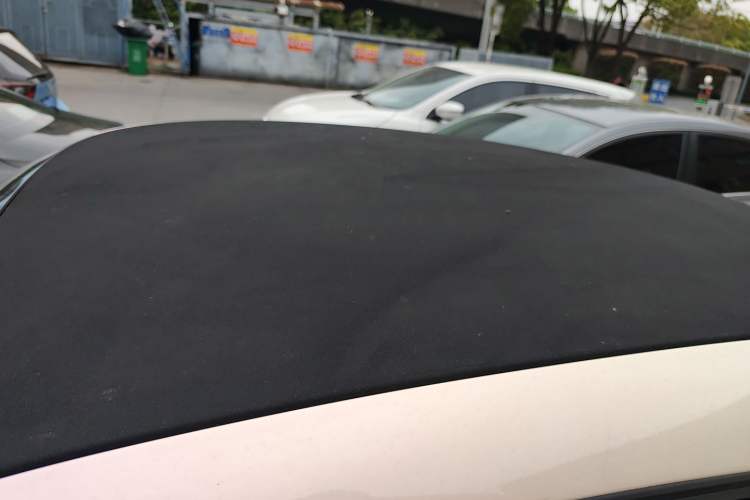 Used smart fortwo 2015 1.0L 52 kW hardtop Dynamic version Roof