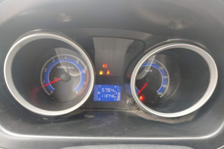 Used CHANGAN KAICHENG Ruixing M80 2018 1.5L Comfort Van Flat Roof Back-Hinged Doors 4G15S
