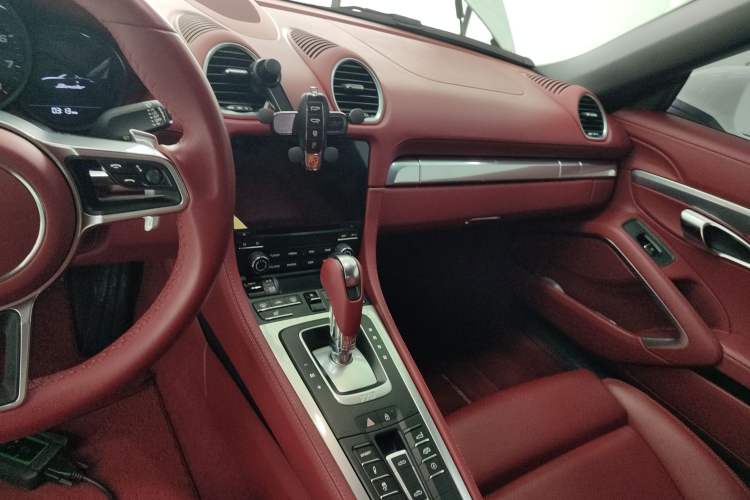 Used Porsche 718 2022 Boxster 2.0T