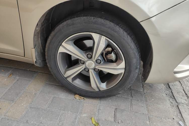 Used Geely Auto Emgrand GL 2017 1.8L DCT Elite Model
