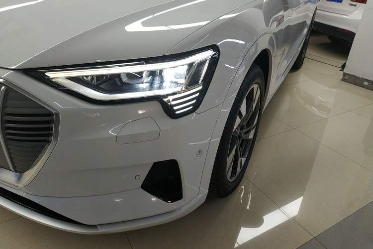 Used Audi e-tron 2019 55 quattro Fashion Edition
