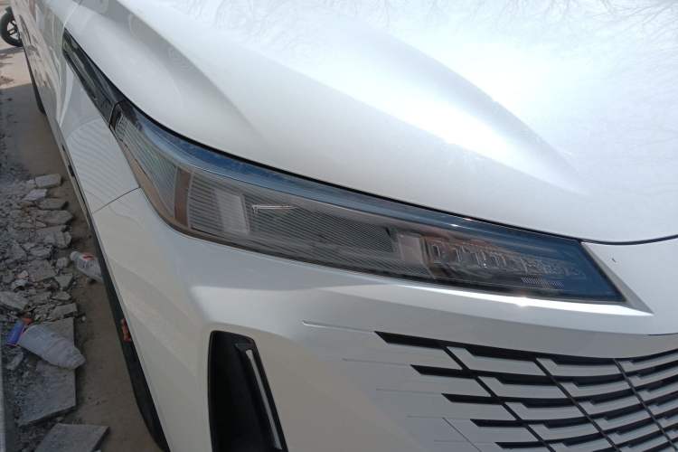 Used CHANGAN Eado DD 2023 Blue Whale NE 1.5T GDI DCT Prestige Model Right Front Headlight