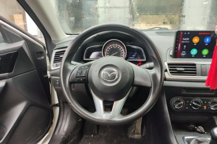 Used Mazda 3 Axela 2014 Sedan 1.5L Manual Comfort Model Steering Wheel