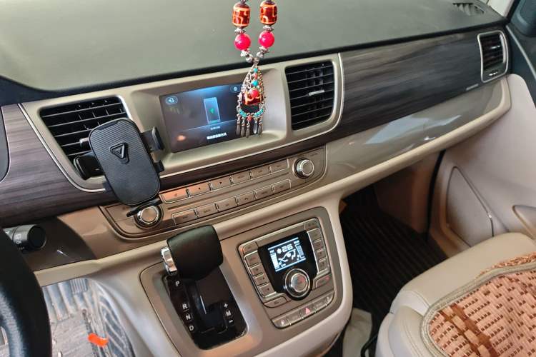 Used SAIC MAXUS G10 2018 PLUS 2.0T Automatic Elite Edition