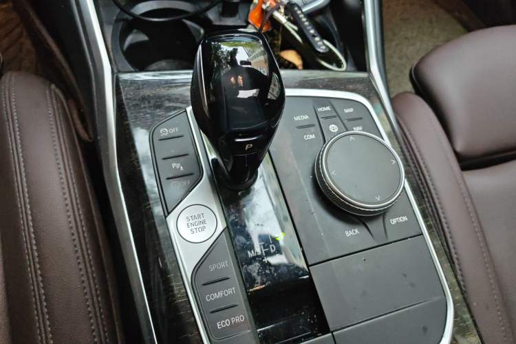 Used BMW 3 Series 2020 Restyled 325Li M Sport Package Gear Lever