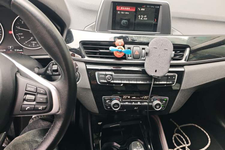 Used BMW X1 2018 sDrive18Li Luxury Model Audio And AC Panel