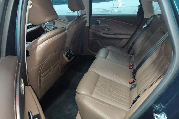 Used Chery Arrizo 8 2023 High-Performance Edition 2.0T DCT Powerfully Equipped
