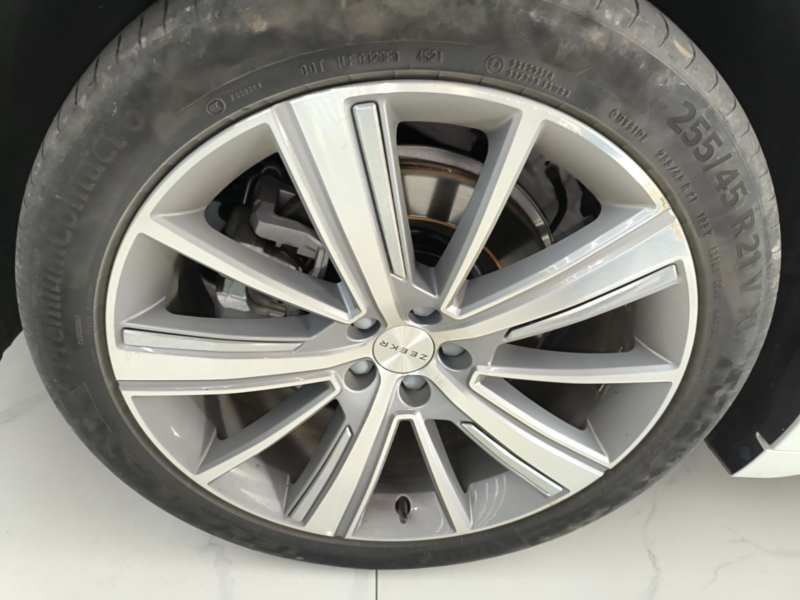 Used Zeekr 001 2021 Long-Range Dual-Motor WE Edition — 25
