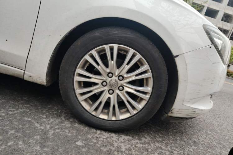 Used Buick GT 2015 18T Dual-Clutch Elite Model
